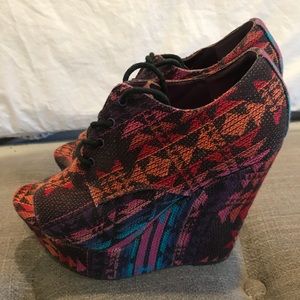 Open toe shoe wedges